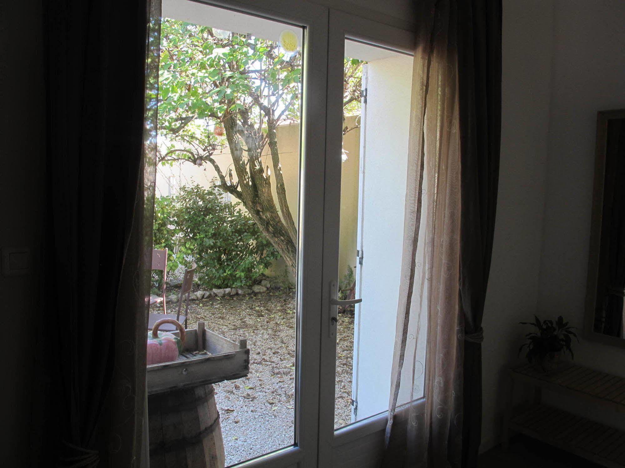 Lou Cardalines Bed & Breakfast Bédoin Dış mekan fotoğraf