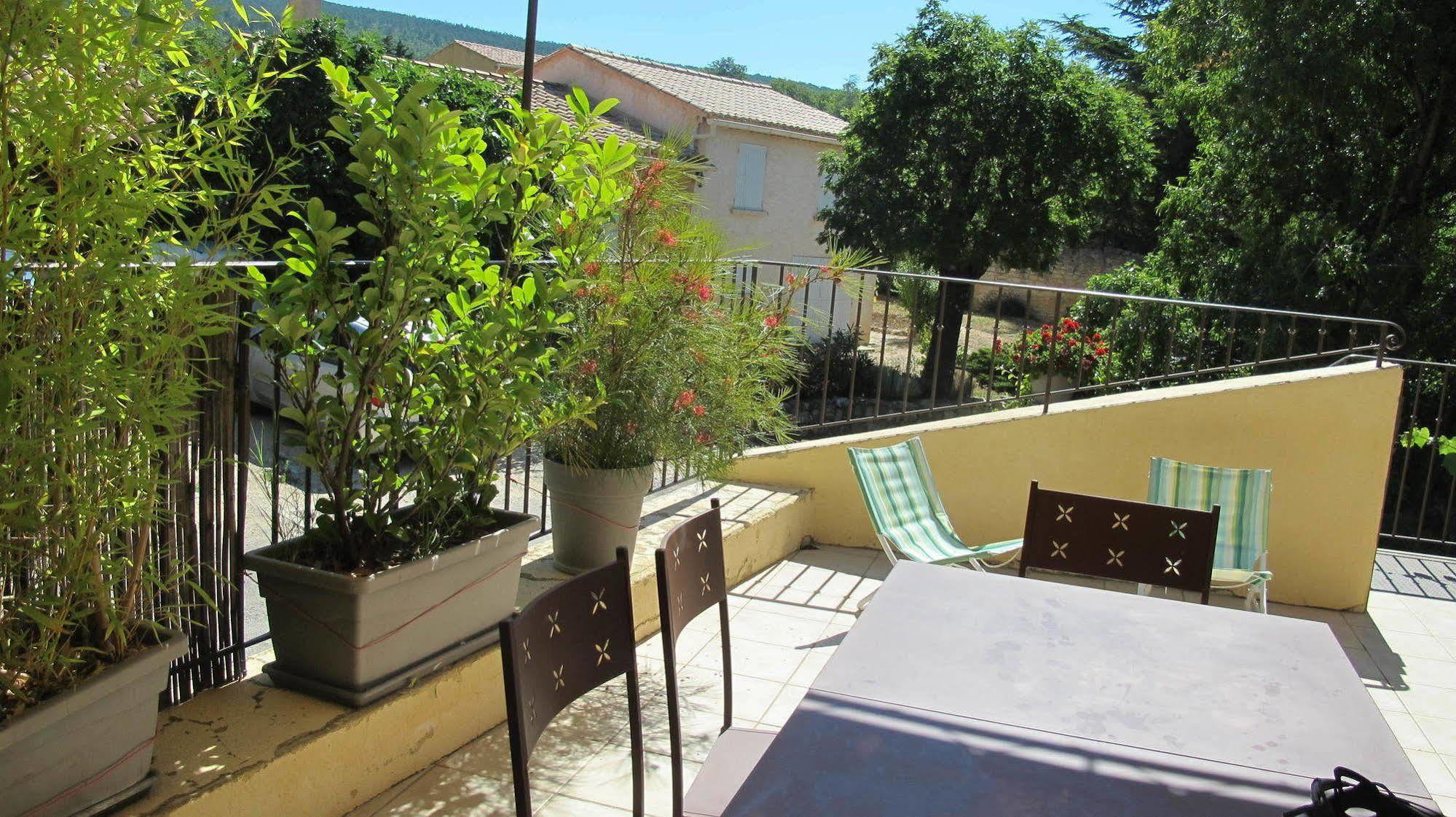 Lou Cardalines Bed & Breakfast Bédoin Dış mekan fotoğraf